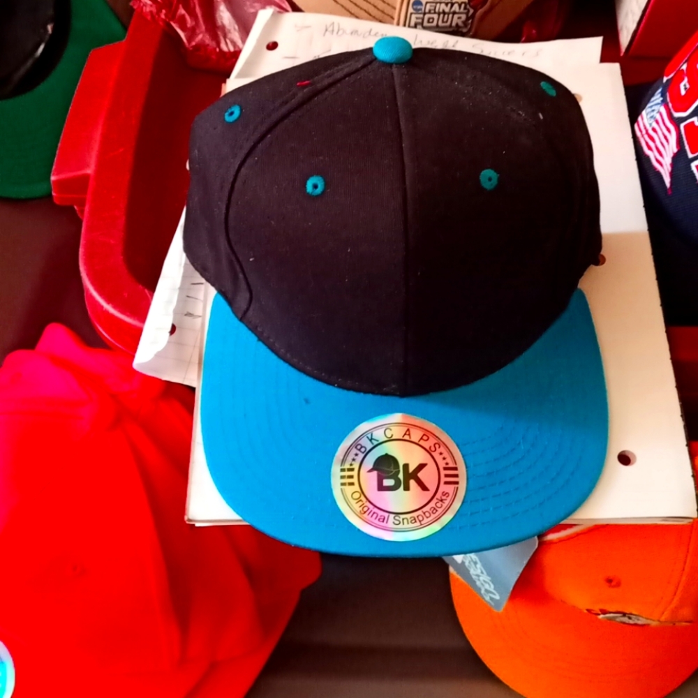 Men black with blue brim snapback